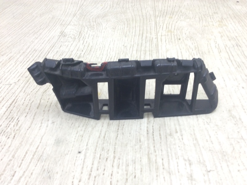 Кронштейн переднего бампера правый VOLKSWAGEN TIGUAN 08-17 2011 5N 2.0 CCTA 5N0807184D Б/У