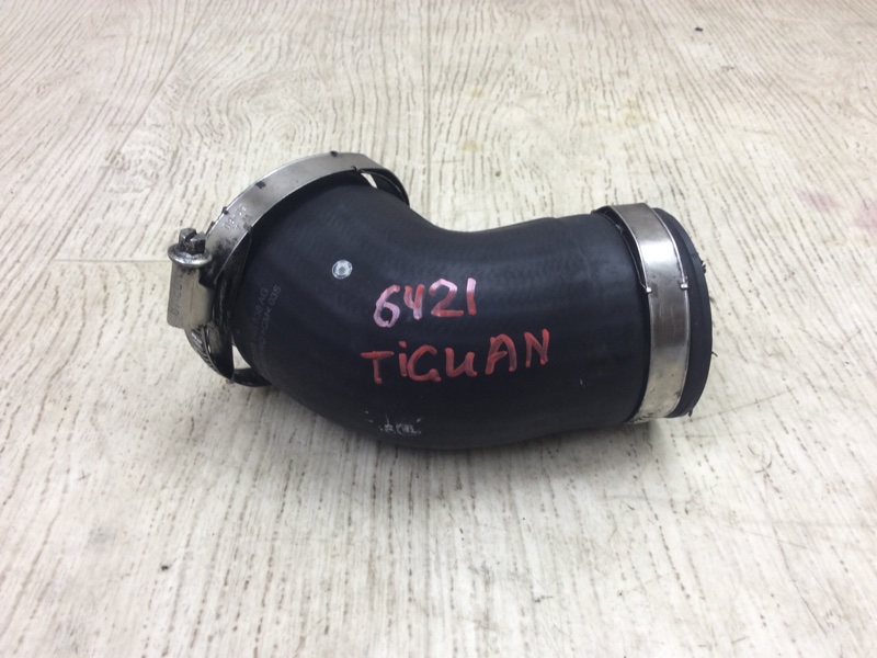 Патрубок интеркулера левый VOLKSWAGEN TIGUAN 08-17 2011 5N 2.0 CCTA 1K0145838AG Б/У