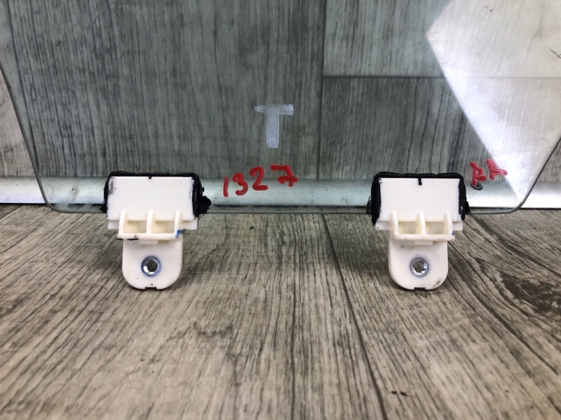 Стекло двери заднее правое QASHQAI/ROGUE SPORT 14- 2020 J11 2.0L MR20DD