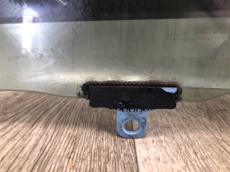 Стекло двери переднее левое ES350 06-12 2011 SEDAN 3.5 2GR-FE