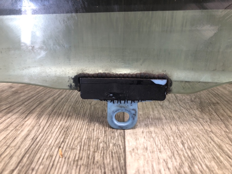 Стекло двери переднее левое LEXUS ES350 06-12 SEDAN 3.5 2GR-FE