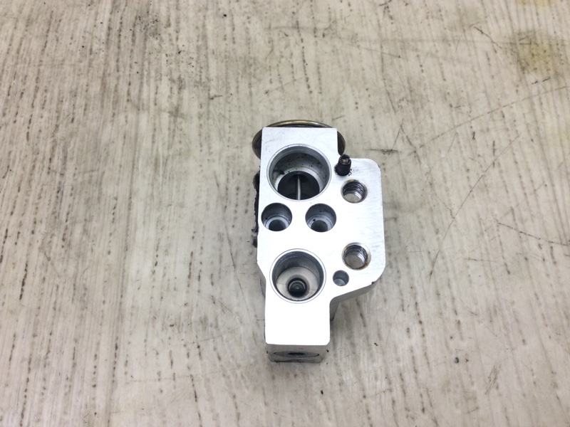 Клапан кондиционера TIGUAN 08-17 2011 5N 2.0 CCTA