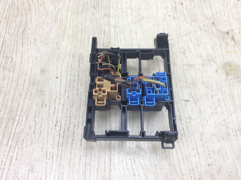 Блок предохранителей салон TIGUAN 08-17 2011 5N 2.0 CCTA