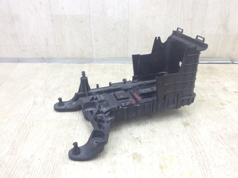 Полка аккумулятора TIGUAN 08-17 2011 5N 2.0 CCTA