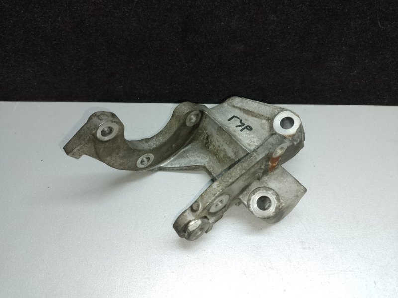 Кронштейн насоса ГУР MITSUBISHI OUTLANDER XL 05-13 2006 CW 3.0 6B31 4450A021 Б/У