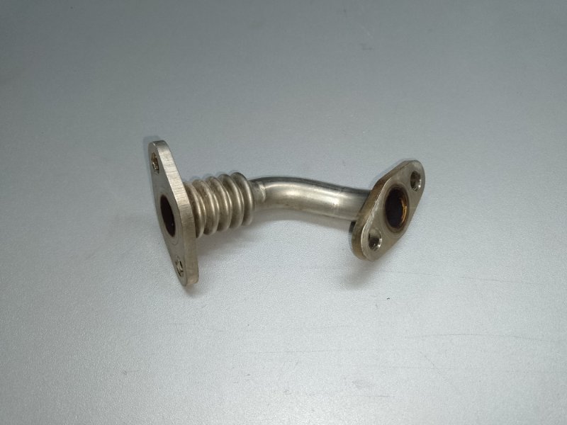 Трубка EGR MITSUBISHI OUTLANDER XL 05-13 2006 CW 3.0 6B31 1582A135 Б/У