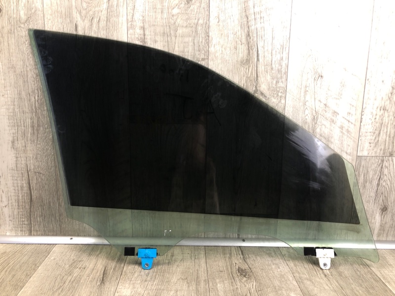 Стекло двери переднее левое Q50 15-20 2016 SEDAN 2.0T M274