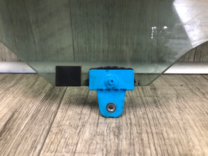 Стекло двери переднее левое Q50 15-20 2016 SEDAN 2.0T M274