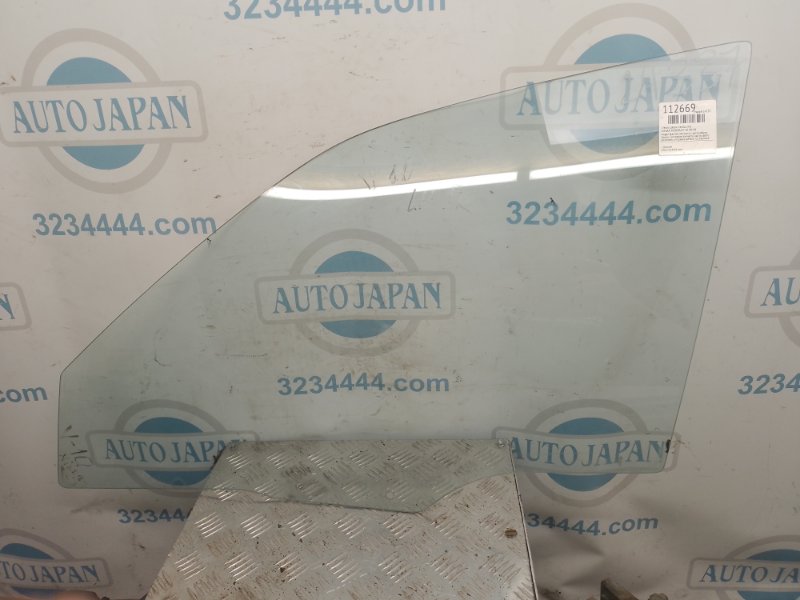 Стекло двери переднее левое NISSAN PRIMERA P-10 90-96 80313-76N00 Б/У