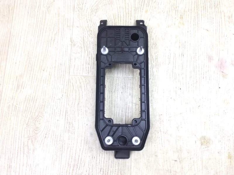 Кронштейн VOLKSWAGEN TIGUAN 08-17 2011 5N 2.0 CCTA 5N1713025H Б/У