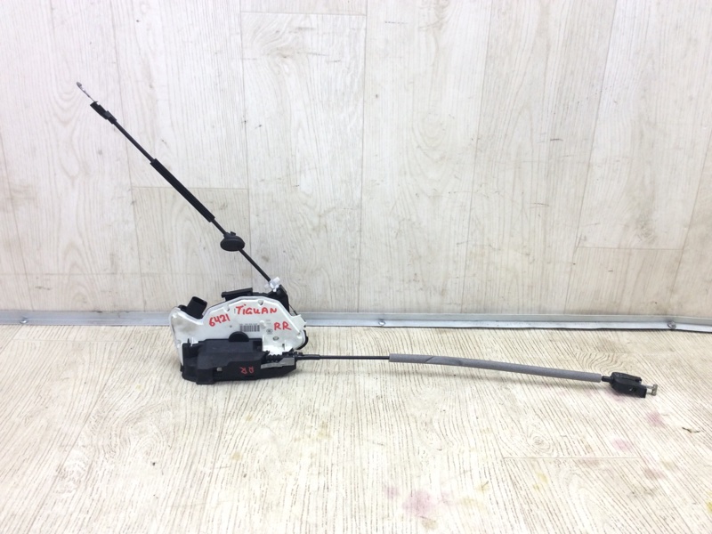 Замок двери задний правый VOLKSWAGEN TIGUAN 08-17 2011 5N 2.0 CCTA 5N0839016H Б/У