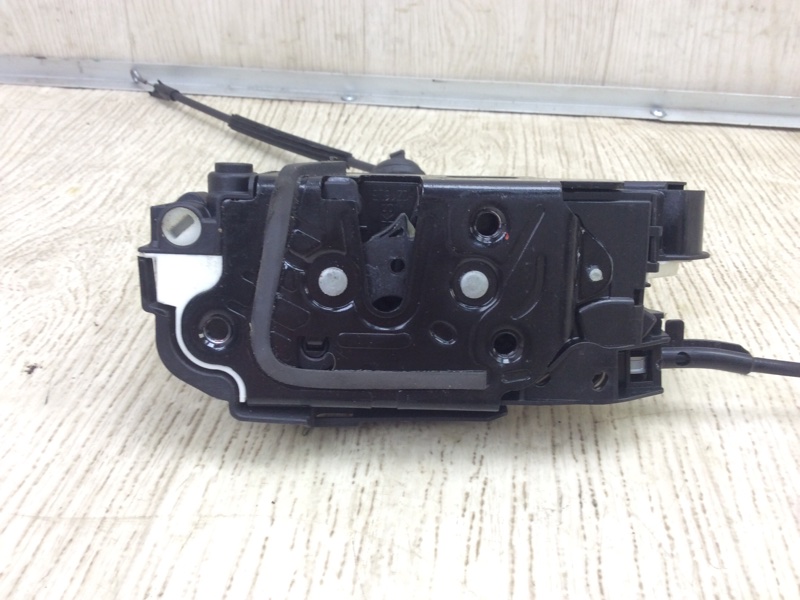 Замок двери задний левый TIGUAN 08-17 2011 5N 2.0 CCTA