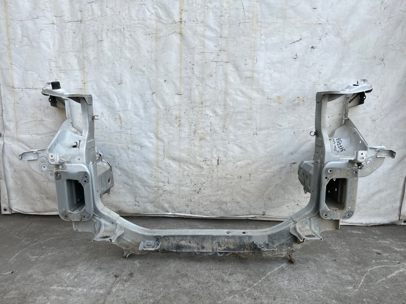 Панель передняя MITSUBISHI OUTLANDER XL 05-13 2006 CW 5256A410 Б/У