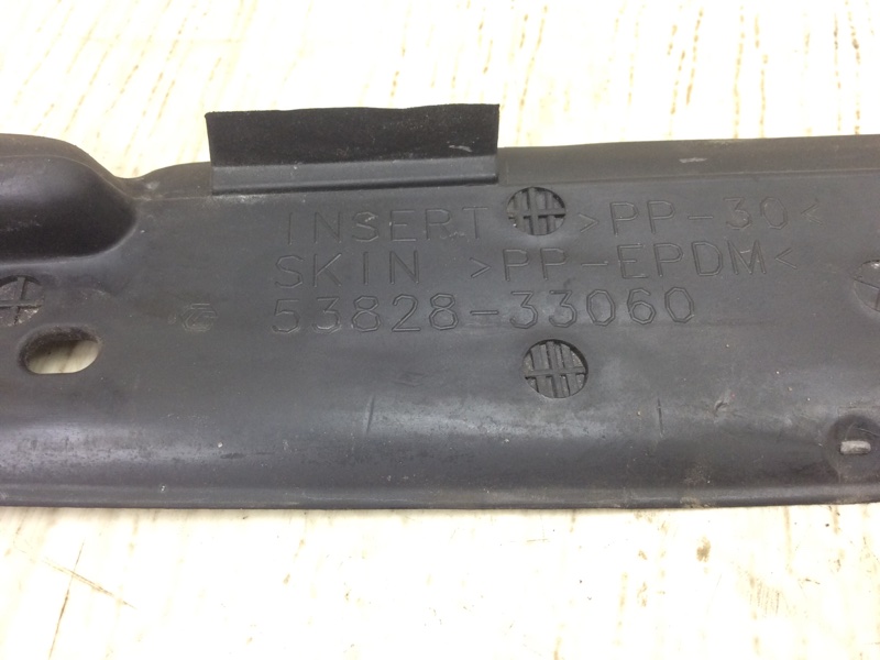 Пыльник крыла передний левый LEXUS ES350 06-12 SEDAN 3.5 2GR-FE