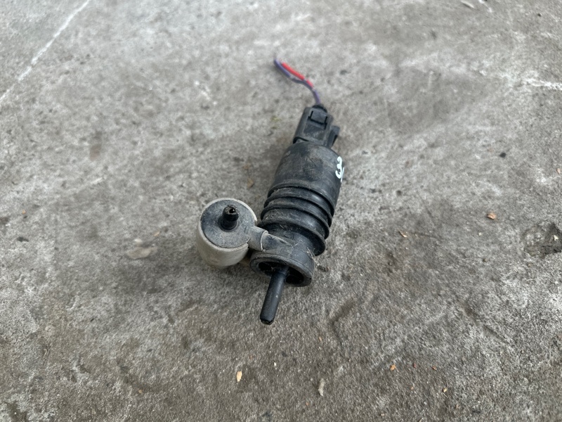 Насос омывателя стекла MITSUBISHI OUTLANDER XL 05-13 2006 CW 8260A059 Б/У