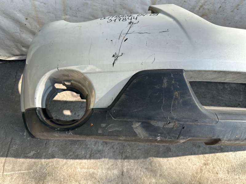 Бампер передний OUTBACK 03-09 BP