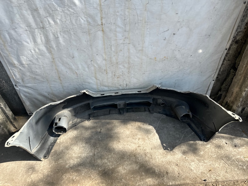 Бампер передний OUTBACK 03-09 BP