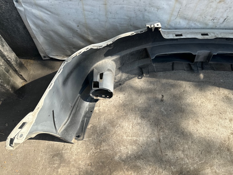 Бампер передний OUTBACK 03-09 BP