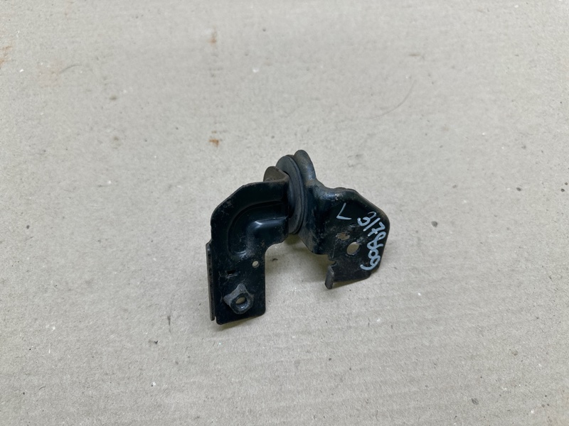 Кронштейн левый OUTBACK 03-09 BP