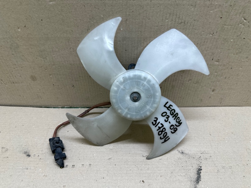 Вентилятор основного радиатора левый SUBARU LEGACY 03-09 BL/BP