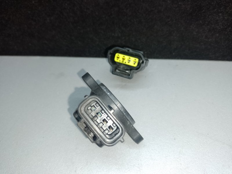 Датчик положения дроссельной заслонки LEXUS LS430 00-06 4.3 3UZFE