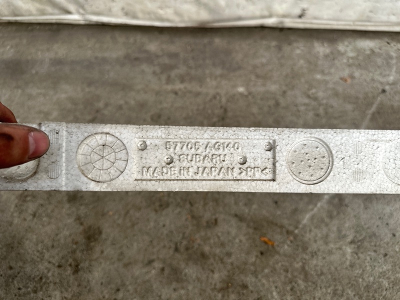 Наполнитель бампера передний SUBARU LEGACY 03-09 BL/BP