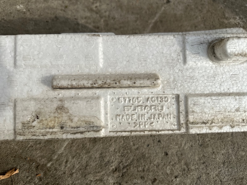 Наполнитель бампера передний SUBARU LEGACY 03-09 BL/BP