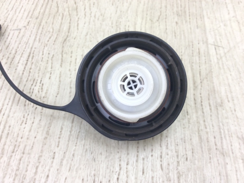 Крышка топливного бака MAZDA 3 BL 09-13 2.5 L (L5-VE)