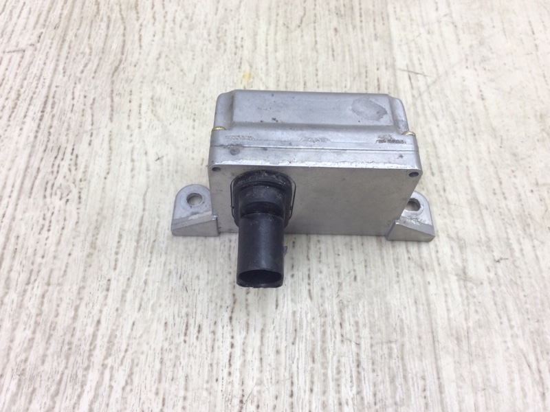 Датчик ускорения PORSCHE CAYENNE 02-07 955 4.5i M48