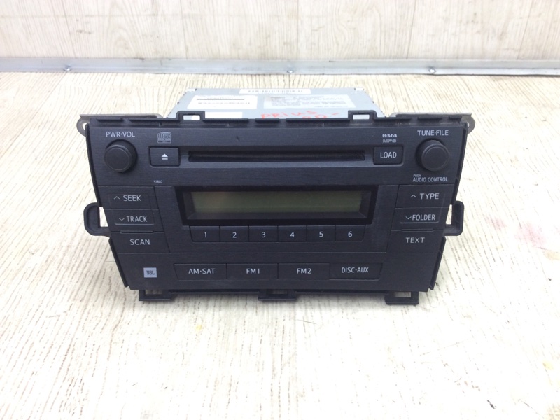 Запчасть магнитола TOYOTA PRIUS - 30 09-17 2010 ZVW30 8612047370 Б/У Магнитола TOYOTA PRIUS - 30 09-17 2010 ZVW30 8612047370 Б/У