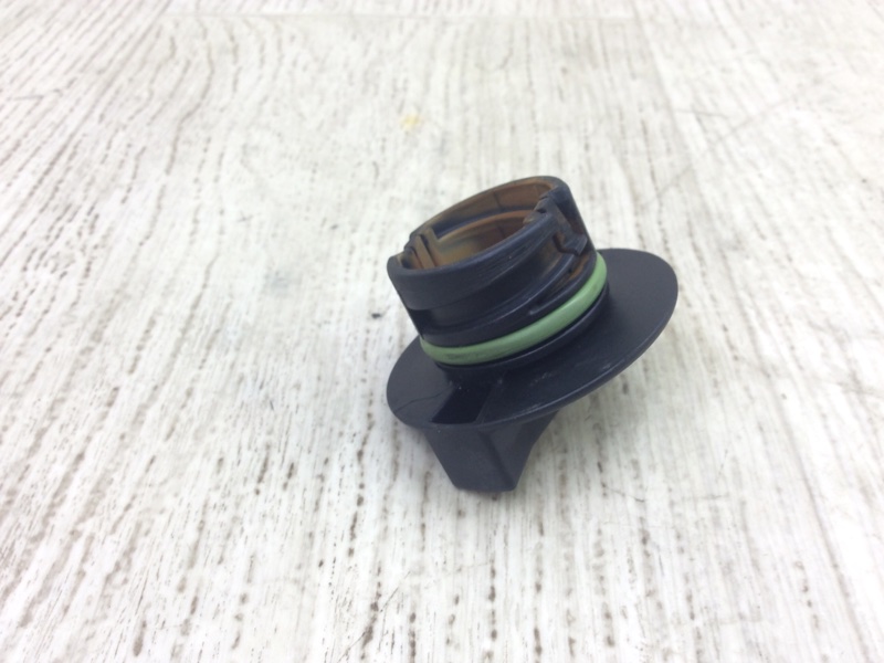 Крышка маслозаливной горловины FUSION 14- 2014 C25HDEX