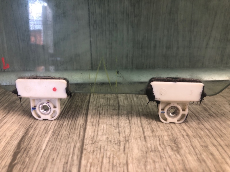 Стекло двери переднее левое LEGACY 09-15 BM 2012 SEDAN 3.6 EZ36