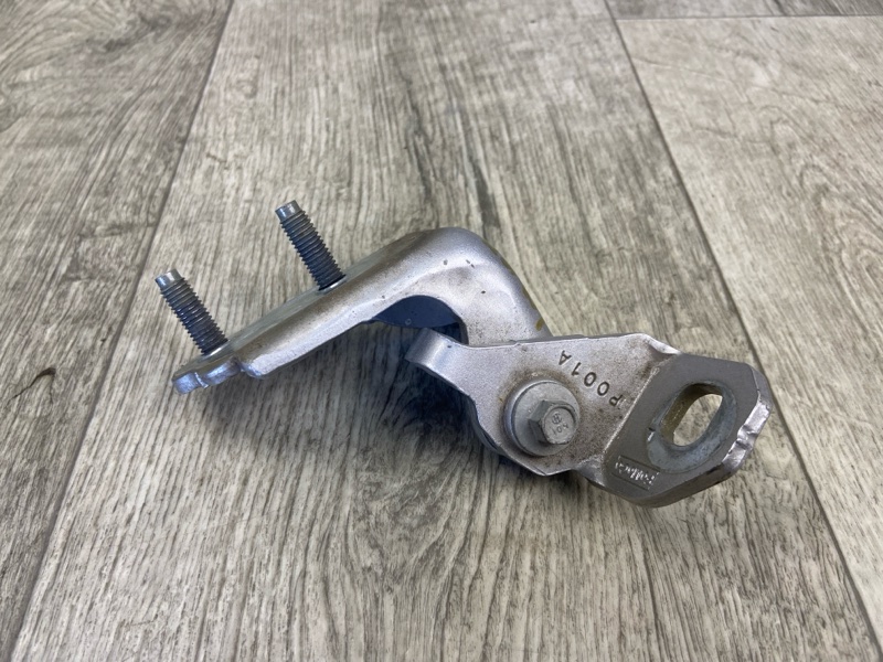 Петля двери нижняя задняя левая FORD ESCAPE 12-19 TM2 2.5 T25HDEX