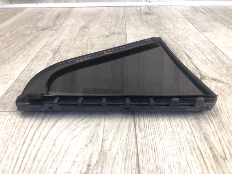 Стекло двери глухое заднее левое ES350 06-12 2011 SEDAN 3.5 2GR-FE Стекло двери глухое заднее левое ES350 06-12 2011 SEDAN 3.5 2GR-FE