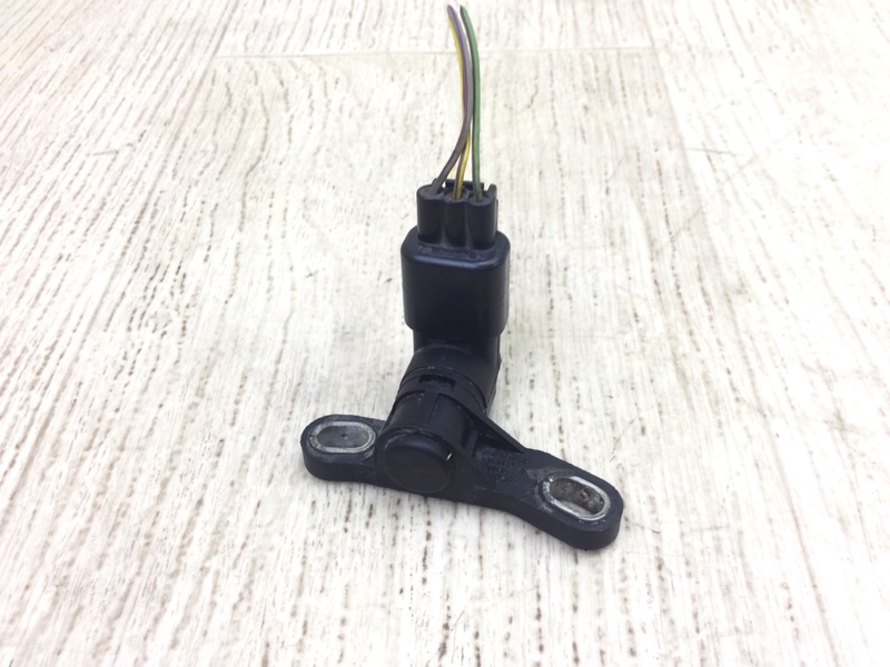 Датчик положения коленвала FORD FOCUS 10-18 2015 2.0 C20HDEX 6M8Z-6C315-AA Б/У