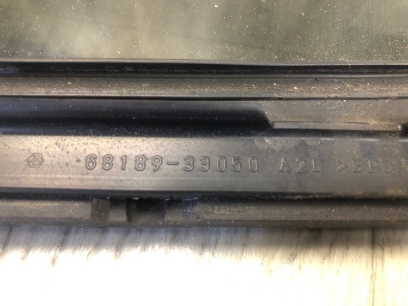 Стекло двери глухое заднее левое ES350 06-12 2011 SEDAN 3.5 2GR-FE Стекло двери глухое заднее левое ES350 06-12 2011 SEDAN 3.5 2GR-FE