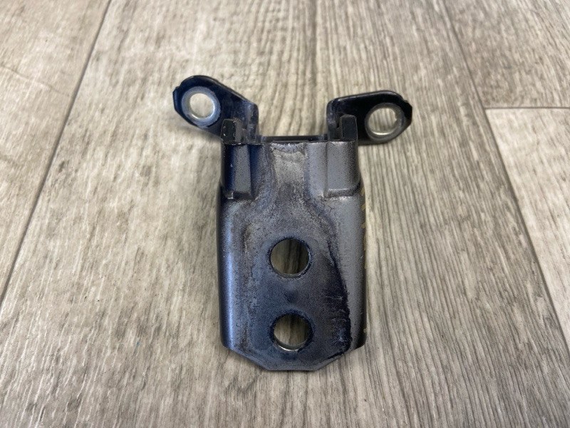 Петля двери нижняя передняя левая INFINITI Q50 15-20 2016 SEDAN 2.0T M274 804004GA0A Б/У