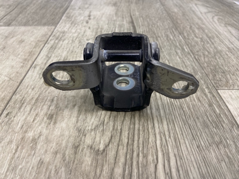 Петля двери верхняя передняя левая INFINITI Q50 15-20 SEDAN 2.0T M274 Петля двери верхняя передняя левая INFINITI Q50 15-20 SEDAN 2.0T M274