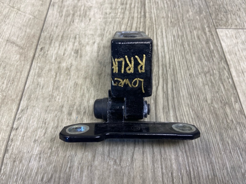 Петля двери нижняя задняя левая Q50 15-20 2016 SEDAN 2.0T M274