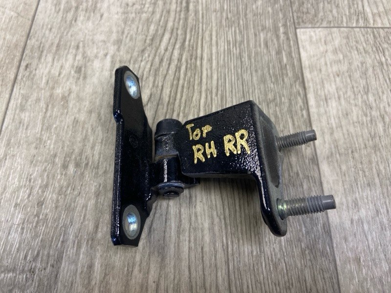 Петля двери верхняя задняя правая INFINITI Q50 15-20 2016 SEDAN 2.0T M274 824004GA0A Б/У