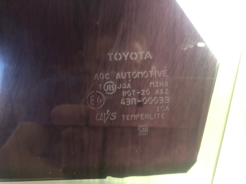 Стекло двери переднее левое PRIUS - 30 09-17 2010 ZVW30 Стекло двери переднее левое PRIUS - 30 09-17 2010 ZVW30