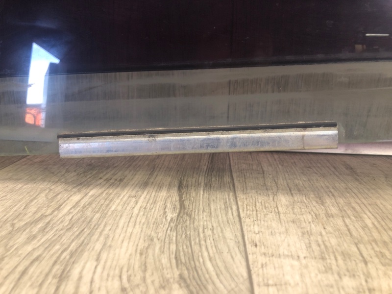 Стекло двери переднее левое PRIUS - 30 09-17 2010 ZVW30 Стекло двери переднее левое PRIUS - 30 09-17 2010 ZVW30