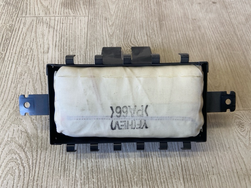 Подушка безопасности пассажира передняя SONATA YF 10-14 2013 YF 2.4 G4KJ