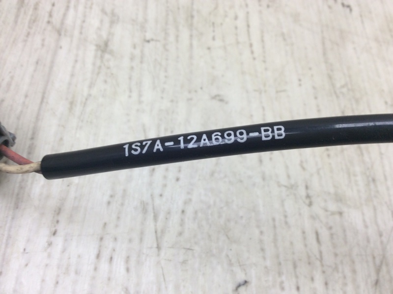 Датчик детонации FORD FOCUS 10-18 2.0 C20HDEX Датчик детонации FORD FOCUS 10-18 2.0 C20HDEX