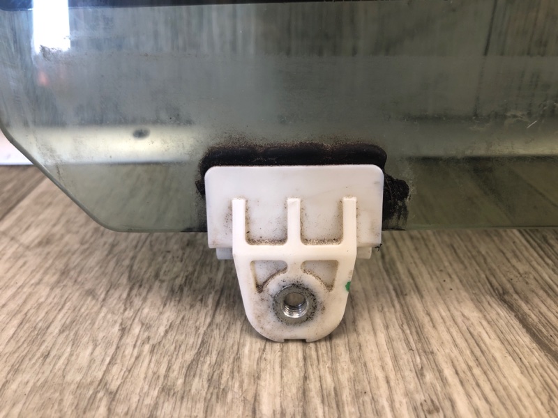 Стекло двери заднее правое INFINITI Q50 15-20 SEDAN 2.0T M274 Стекло двери заднее правое INFINITI Q50 15-20 SEDAN 2.0T M274