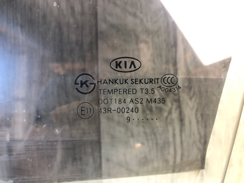 Стекло двери переднее левое FORTE/CERATO TD 08-13 2009 TD 2.0 G4KD Стекло двери переднее левое FORTE/CERATO TD 08-13 2009 TD 2.0 G4KD