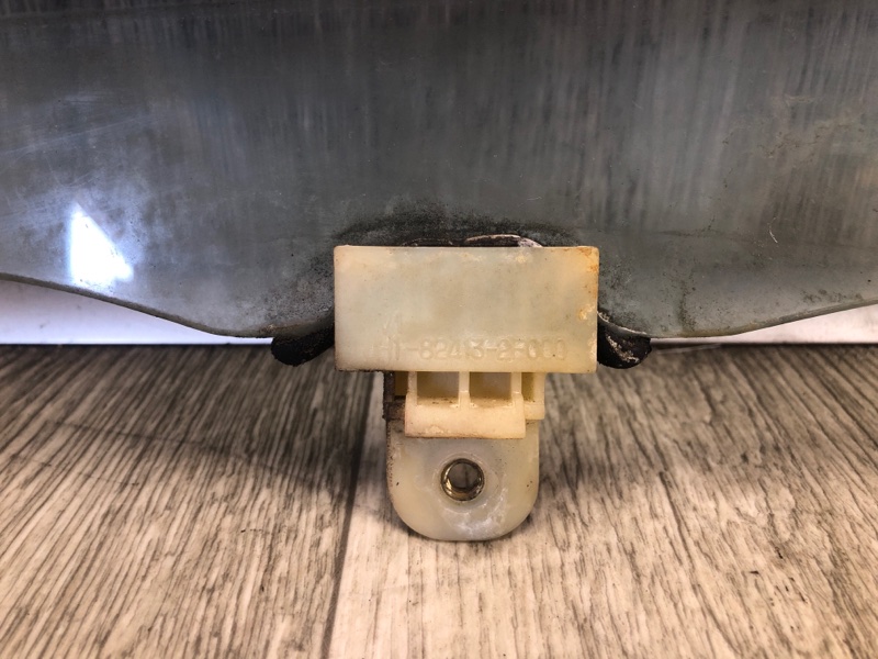 Стекло двери заднее правое FORTE/CERATO TD 08-13 2009 TD 2.0 G4KD