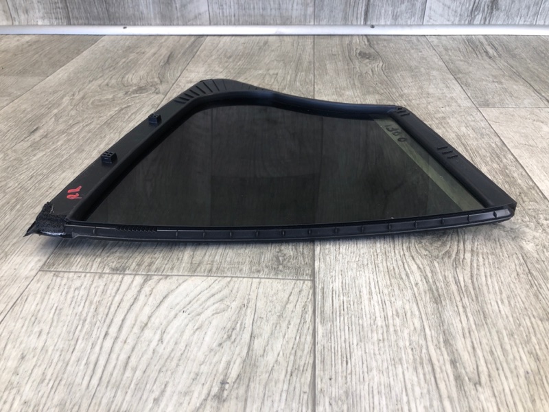 Стекло двери глухое заднее правое Q50 15-20 2016 SEDAN 2.0T M274