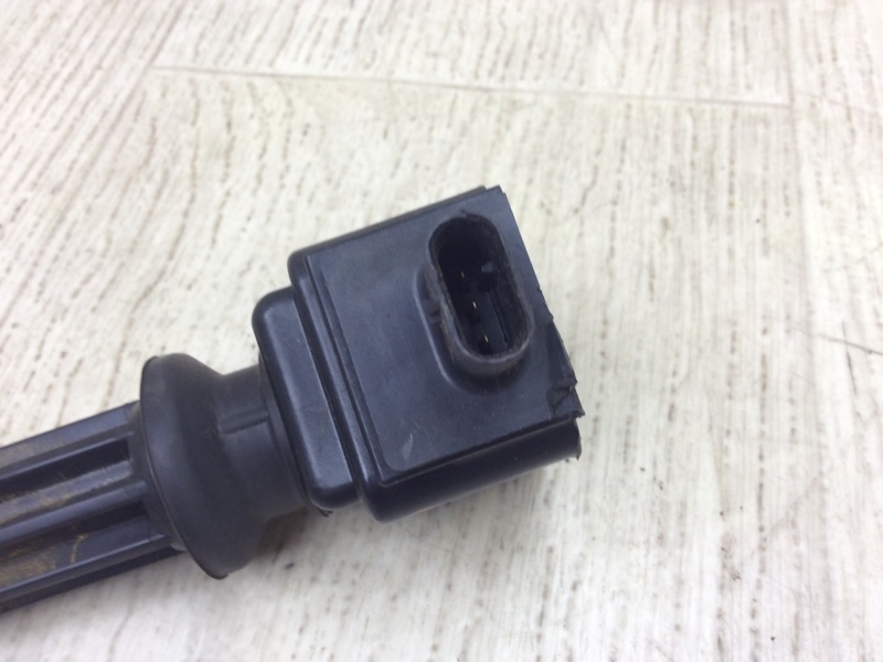 Катушка зажигания FORD FOCUS 10-18 2.0 C20HDEX