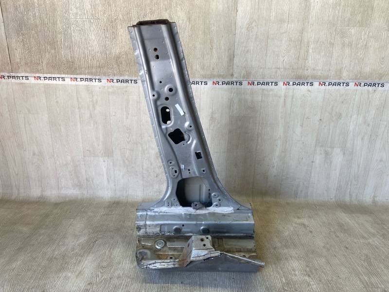 Стойка кузова средняя левая NISSAN LEAF 10-17